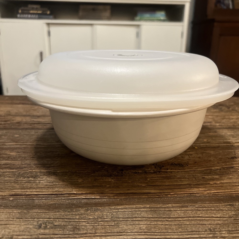 VTG Tupperware Ultra 21 2Qt 1723 Casserole Dish #1726 Sheer Lid